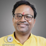 Dr Aarna